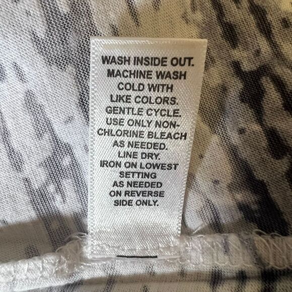 Cato Women's Tie-Dye T-Shirt with Studded Embellishment Gray White Medium - Picture 8 of 13